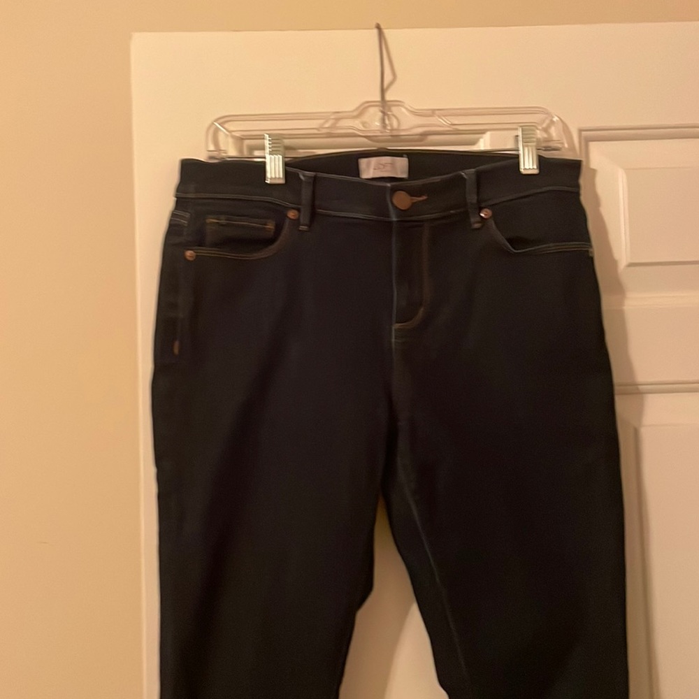 Dark wash, modern skinny jean